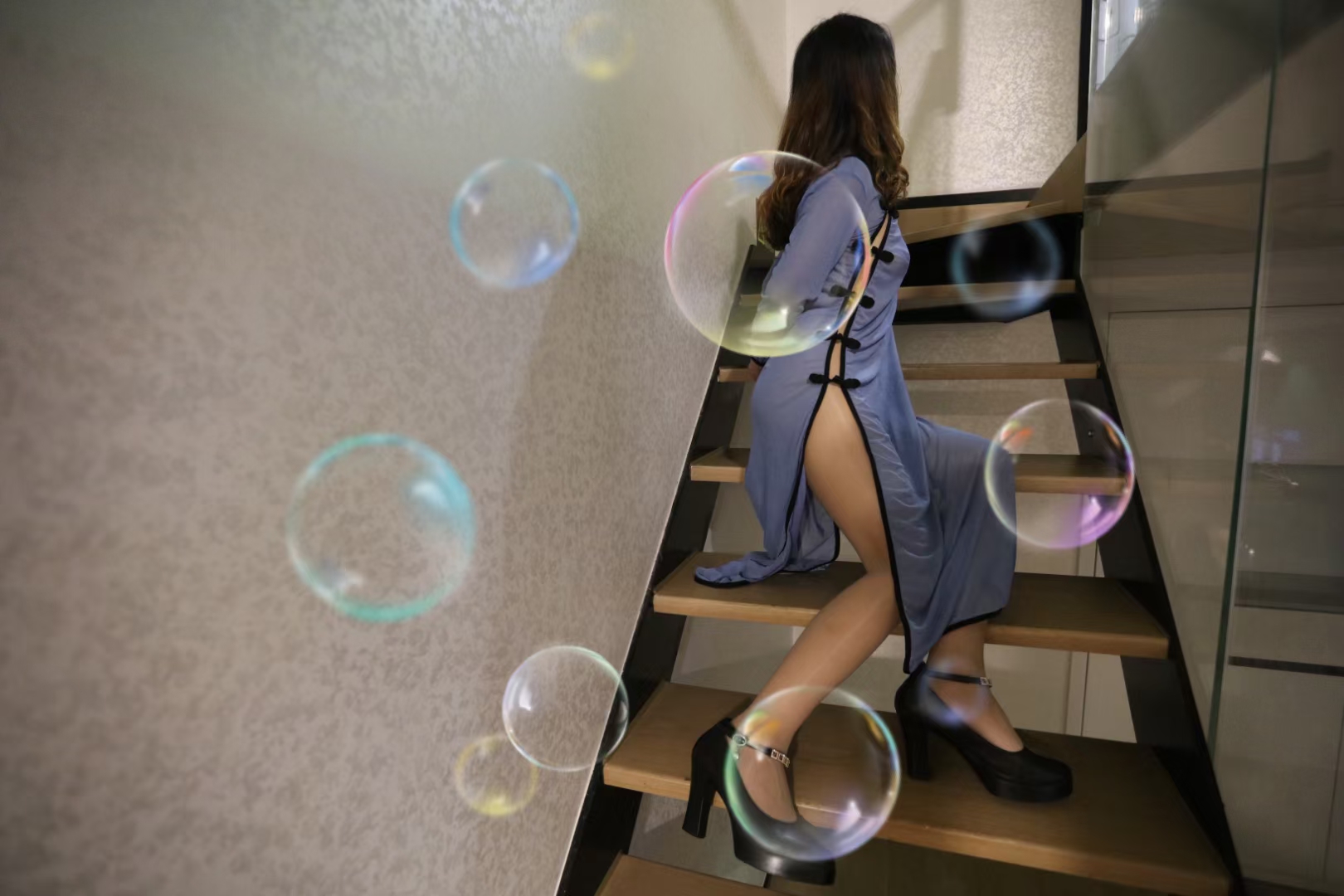 服务好又健谈的良家晶晶